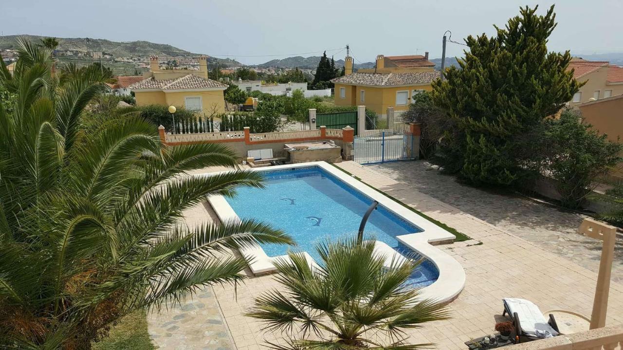Casa De Los Amigos Бусот Екстериор снимка