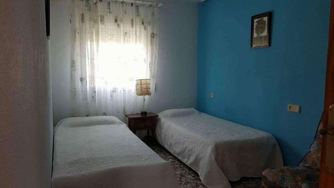 Casa De Los Amigos Бусот Екстериор снимка