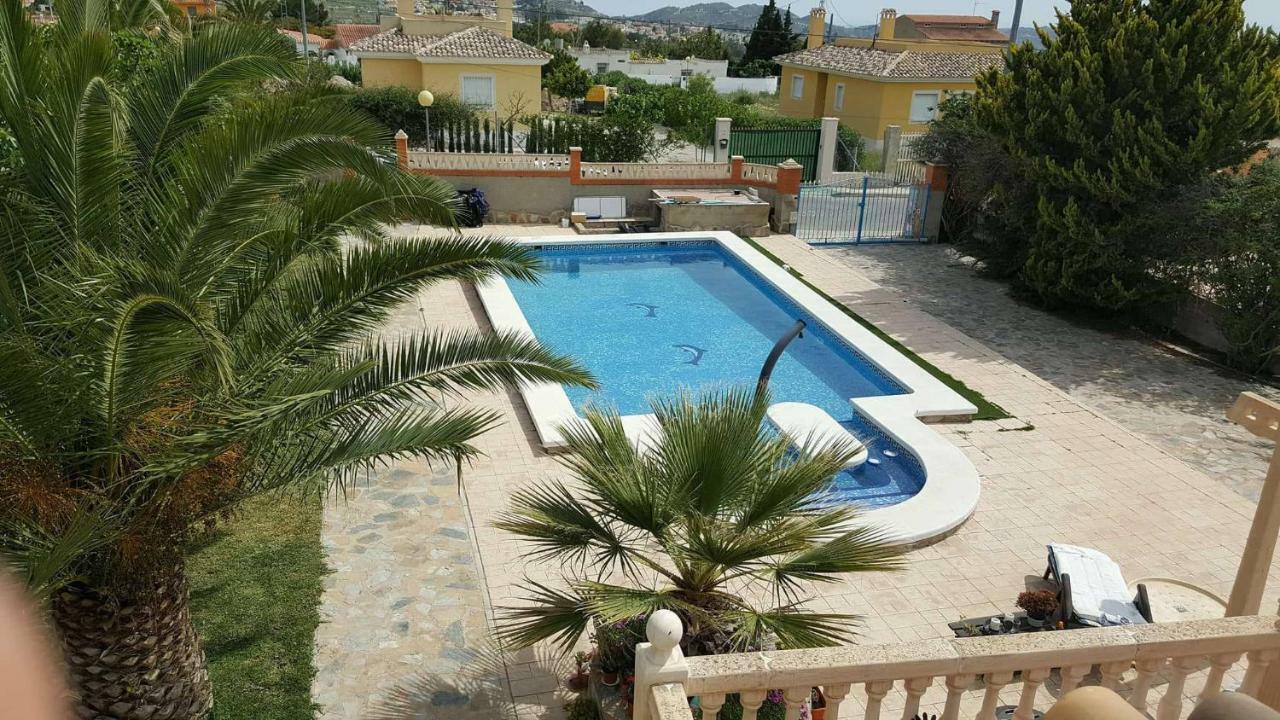 Casa De Los Amigos Бусот Екстериор снимка