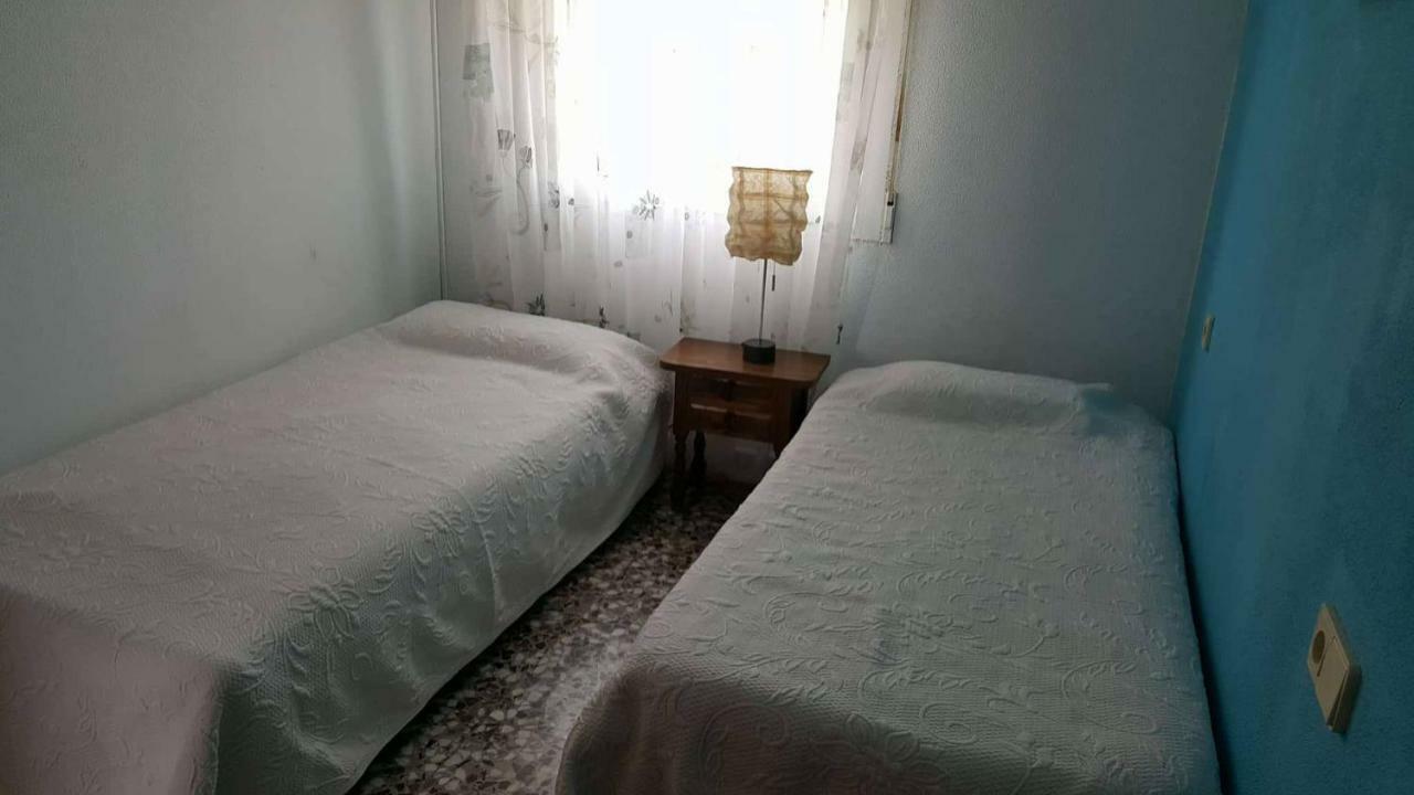 Casa De Los Amigos Бусот Екстериор снимка